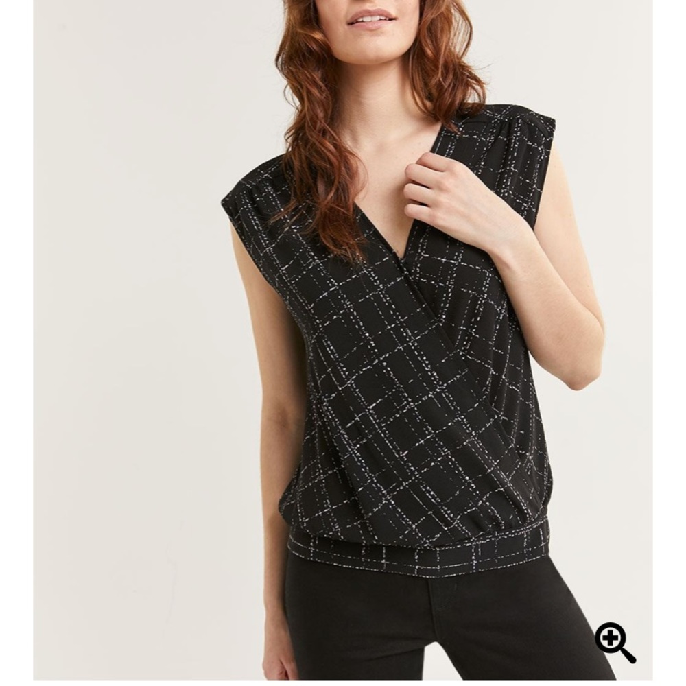 Reitmans Short Sleeve Wrap Neckline Printed Blouse with Shirring